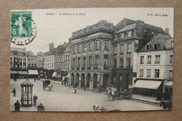 Ansichtskarte AK Arras 1913 Theater Platz Kiosk Geschäfte Kutschen Pferde Ortsansicht Frankreich France 62 Pas de Calais